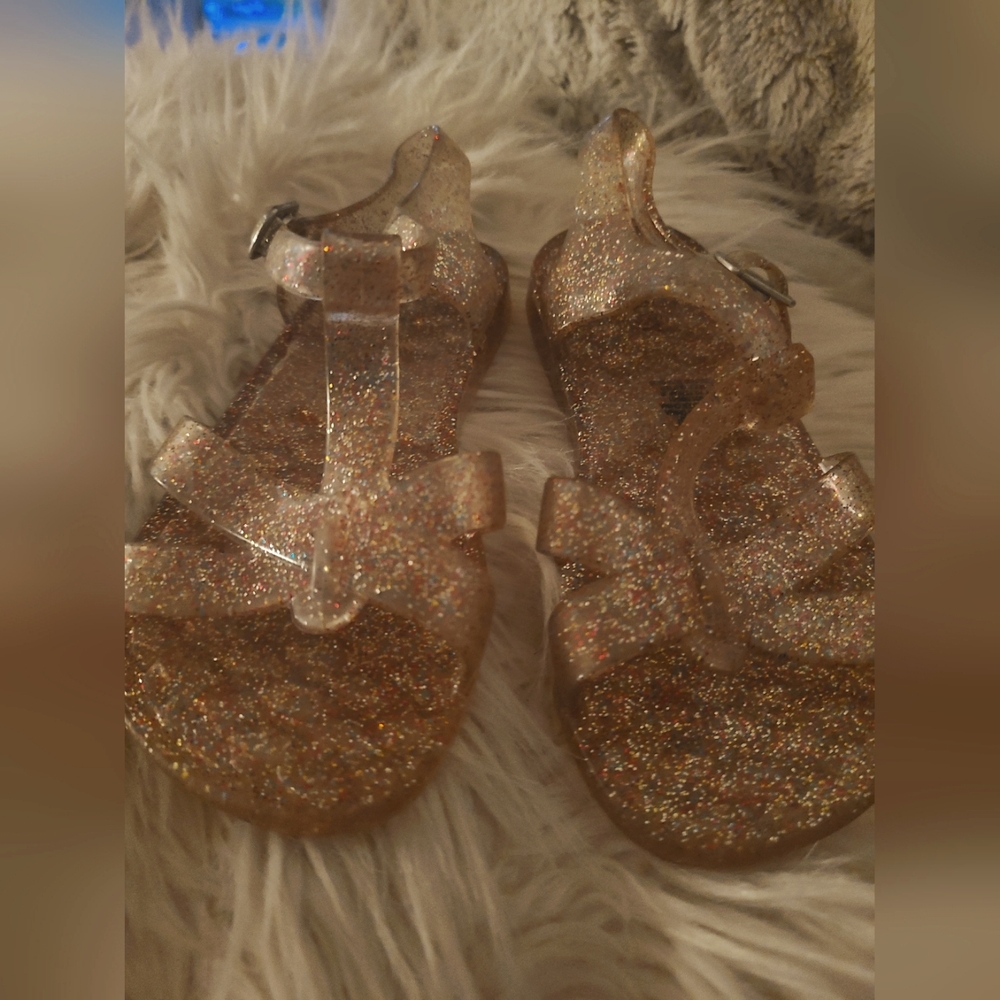 Old navy jelly sandals